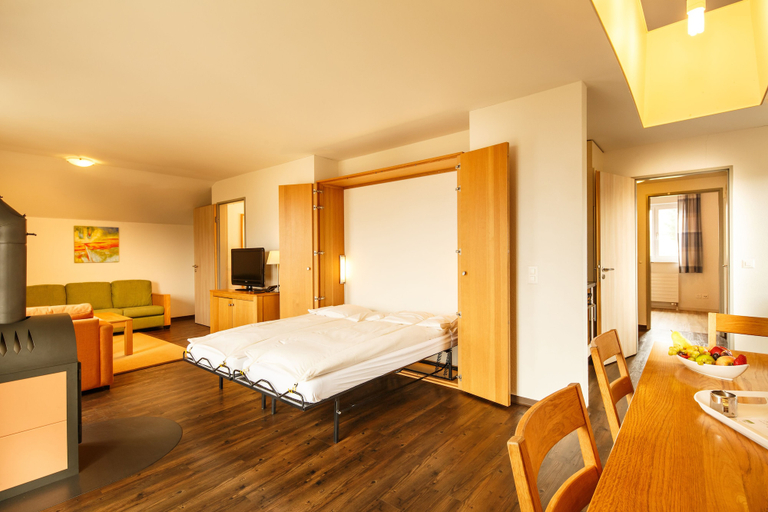 Bedroom 3, Swiss Holiday Park Resort, Schwyz