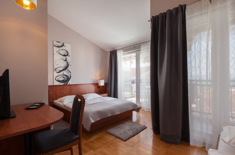 Bedroom 2, Villa Vinka, Tučepi