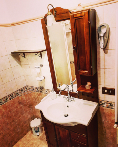 Bathroom 5, L'Antica Dimora, Isernia