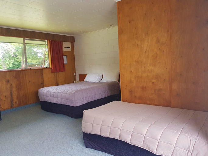 Bedroom 2, Vista Motor Lodge, Wairoa