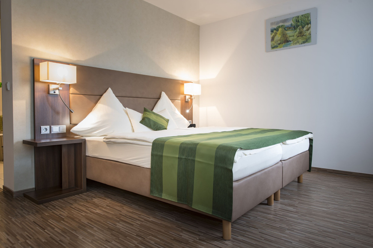 Bedroom 2, Weinpension Haberkern, Heilbronn