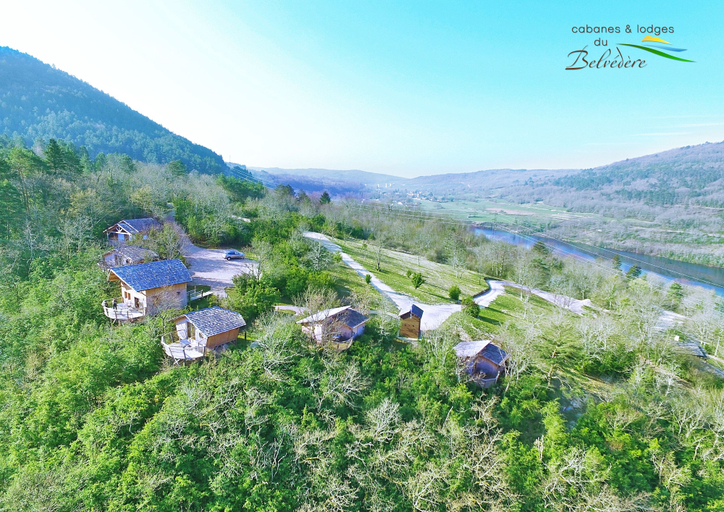 Others 5, Cabanes et Lodges du Belvedere, Ain