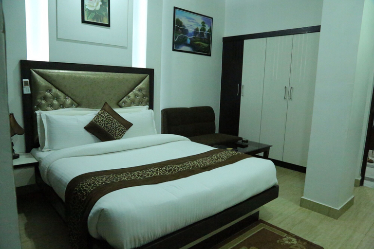 Bedroom 3, The Mirage Palace, Rohtak