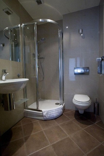 Bathroom 5, Atlantic Hotel, Kraków City