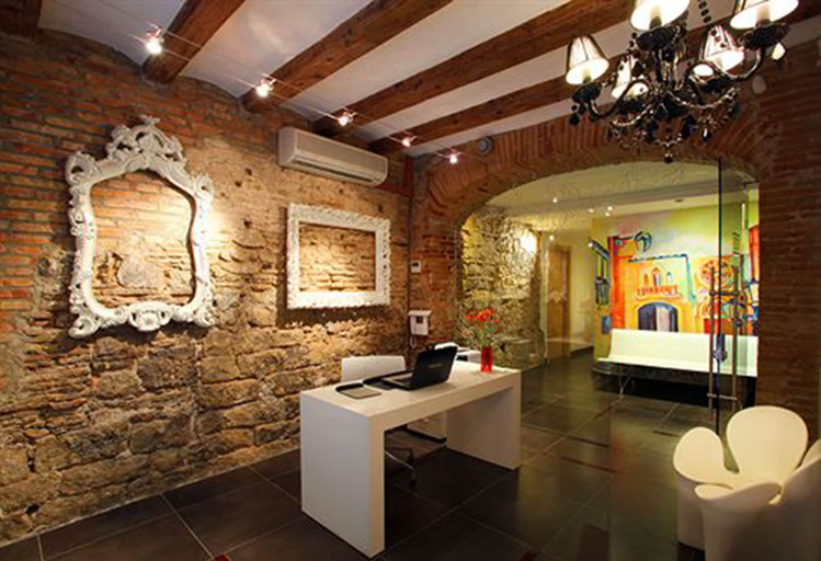 Others 5, Apartments Ciutat Vella, Barcelona