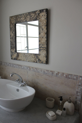 Bathroom 4, Koedoeskop Private Mountain Reserve, Cacadu