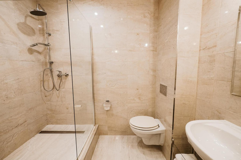 Bathroom 4, Hotel Groman, Pruszków