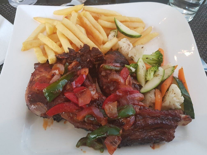 Food & Drinks 5, K Suite Hotels, Gezawa
