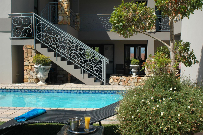 Sport & Beauty 2, Stone Olive Guest House, Cacadu