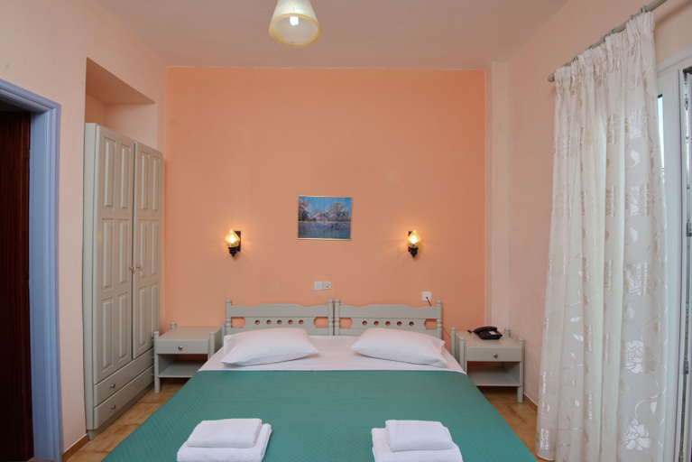 Bedroom 3, Haravgi Hotel, Thessaly