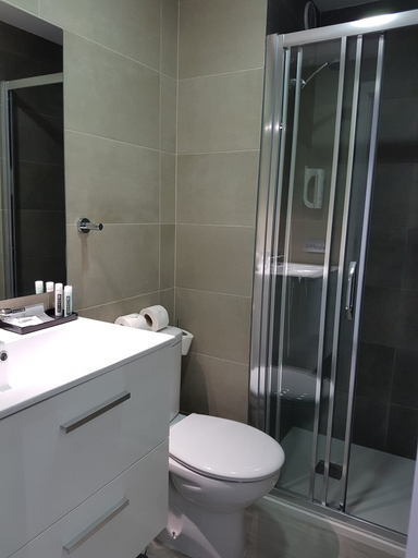 Bathroom 4, RK City Center, Las Palmas