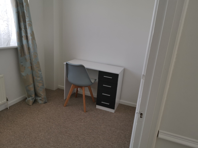 Others 5, BookedUK - NEW Large duplex apartment, Hertfordshire