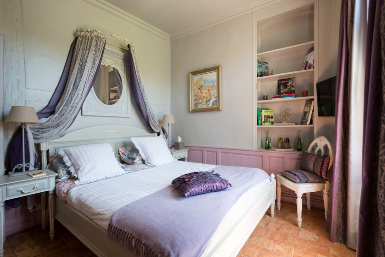 Bedroom 5, La Maison Du Parc, Calvados