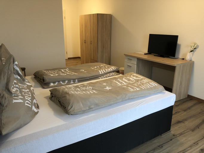 Bedroom 3, Stundenhotel Krieger, Paderborn