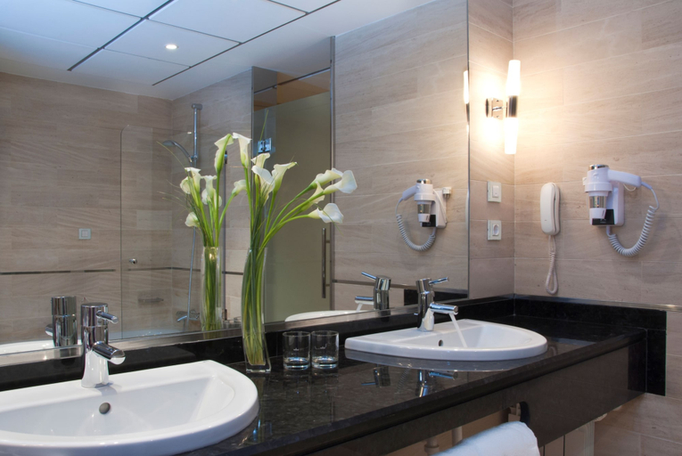 Bathroom 5, Parador De Corias, Asturias