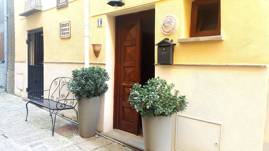 Exterior 2, Appartamenti Eleonora D'Arborea, Sassari