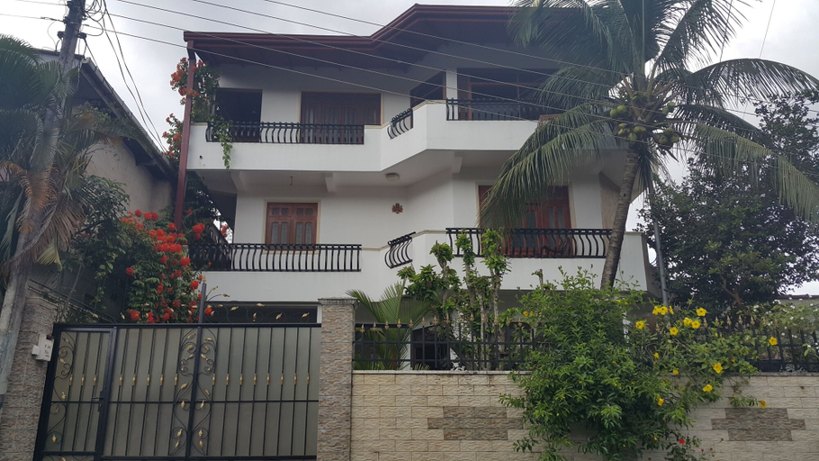 Exterior & Views, Resident View Homestay, K.F.G. & G. Korale