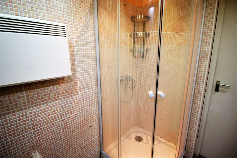 Bathroom 4, Budapest Easy Flats - Jokai Apartments, Budapesti