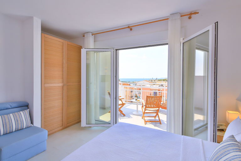 Bedroom 3, Dias Hotel, East Macedonia and Thrace