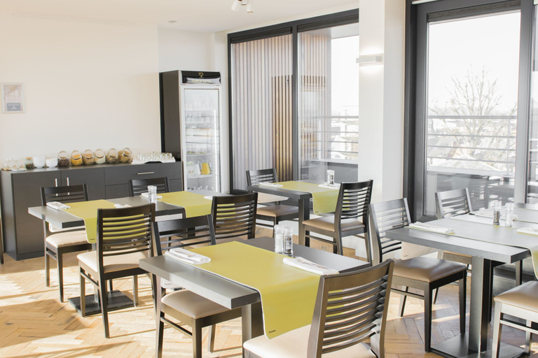 Food & Drinks 5, Tower Hotel, Oost-Vlaanderen