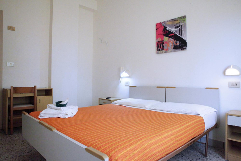 Bedroom 4, Hotel Lagomaggio, Rimini