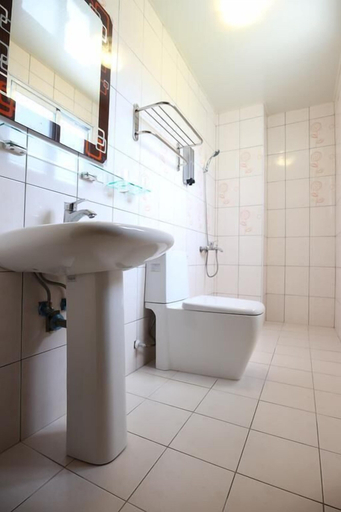 Bathroom 3, Happy Heart B&B, Taitung