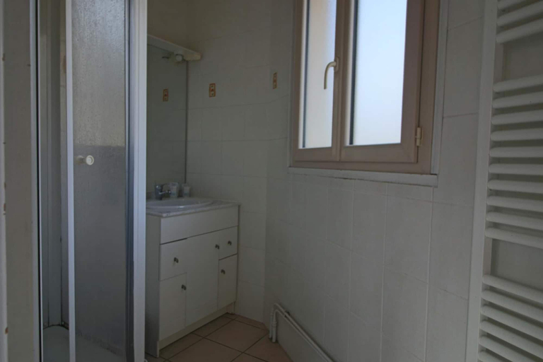 Bathroom 3, Hôtel Restaurant Au Val Doré, Puy-de-Dôme