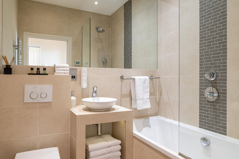 Bathroom 3, Bath Circle, Bath and North East Somerset