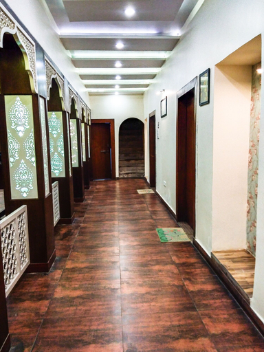Others 5, Dwivedi Hotels Sri Omkar Palace, Chandauli