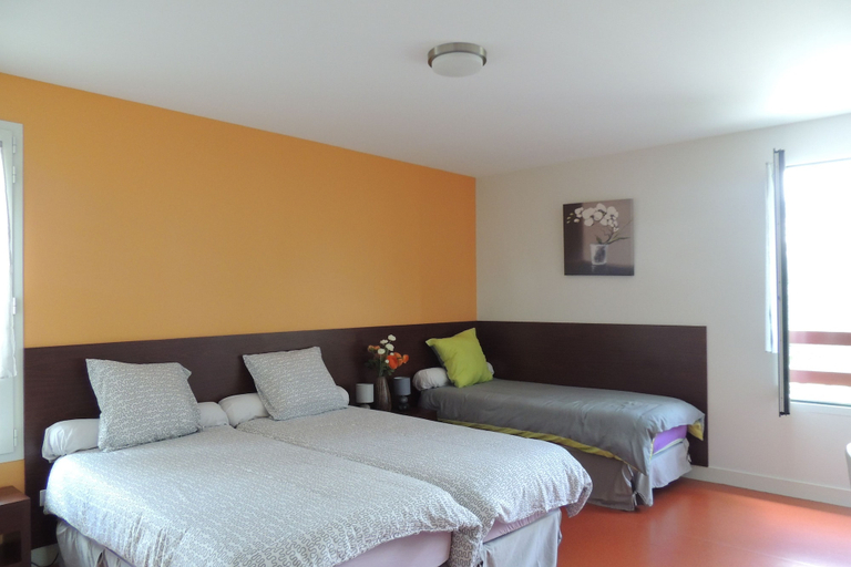 Bedroom 2, Auberge Denena Logis, Pyrénées-Atlantiques