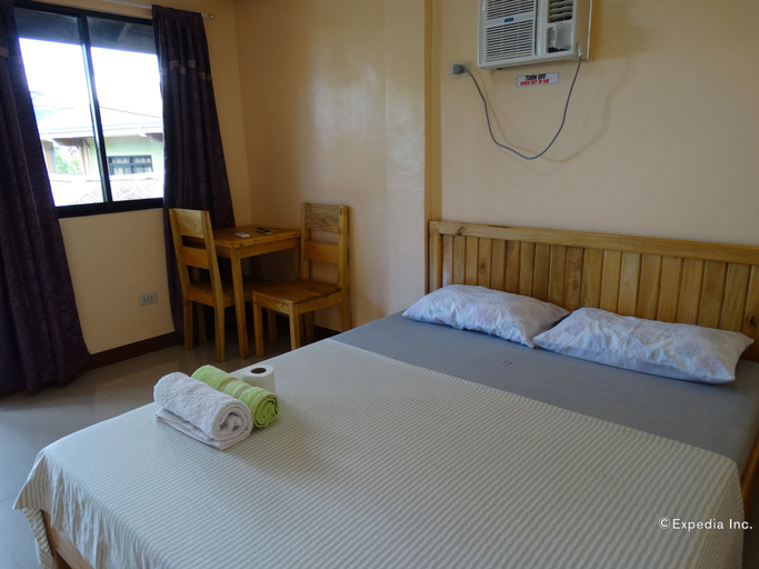 Bedroom 3, Alona Grove Tourist Inn, Panglao