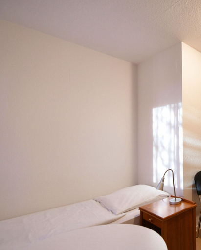 Bedroom 3, SKYBASIC Merseburg, Saalekreis