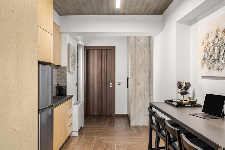 Others 5, Athenian View Loft, Attica