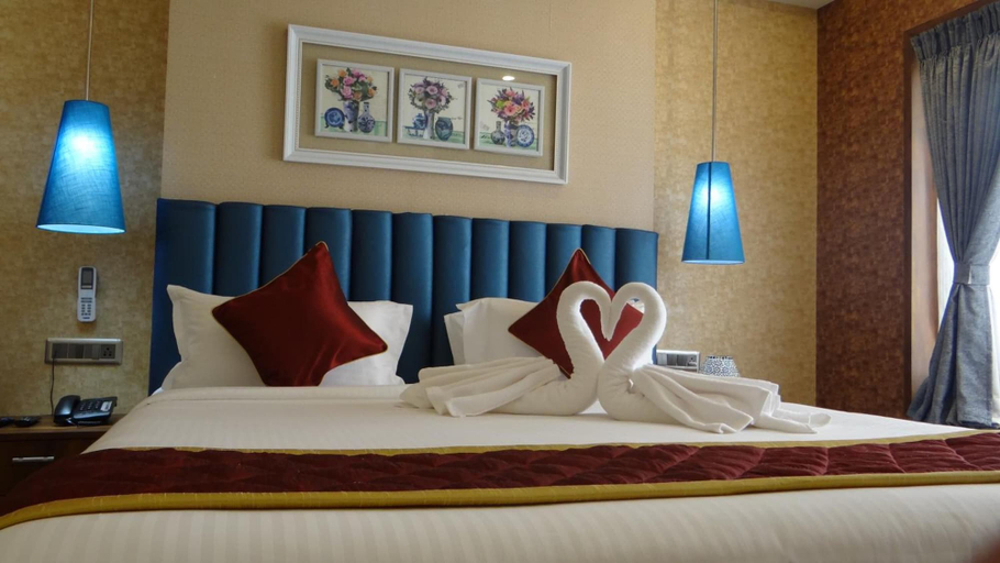 Bedroom 3, Arna Hotel, Bangalore