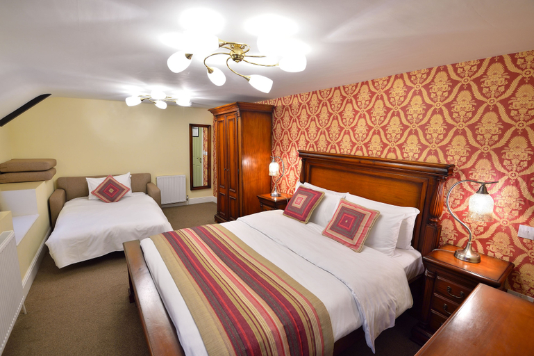 Bedroom 2, The Green Dragon, Somerset
