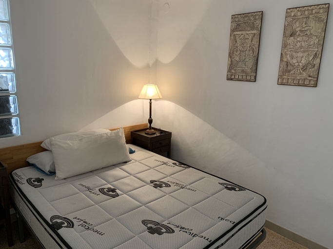 Bedroom, Apartamento Inmobahia - BI - 60, Girona