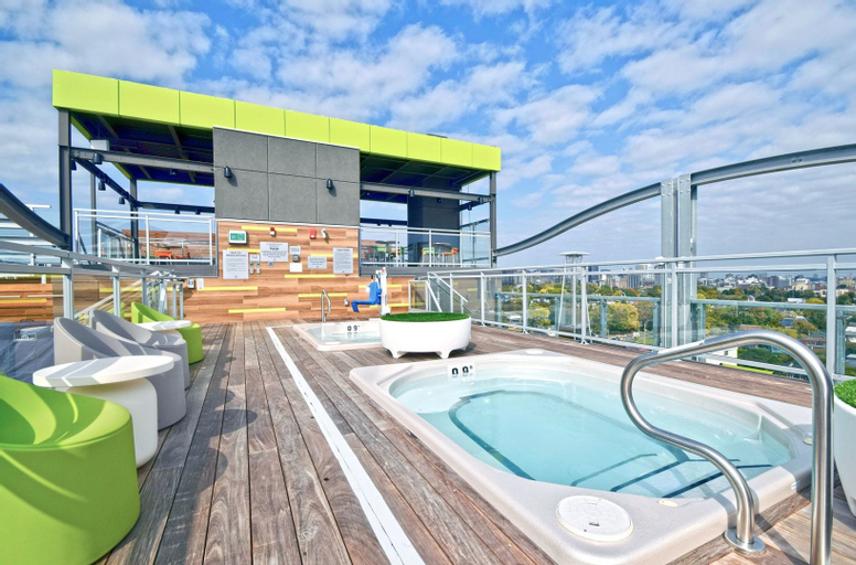 Sport & Beauty 3, LIV Extended Stay, Ottawa
