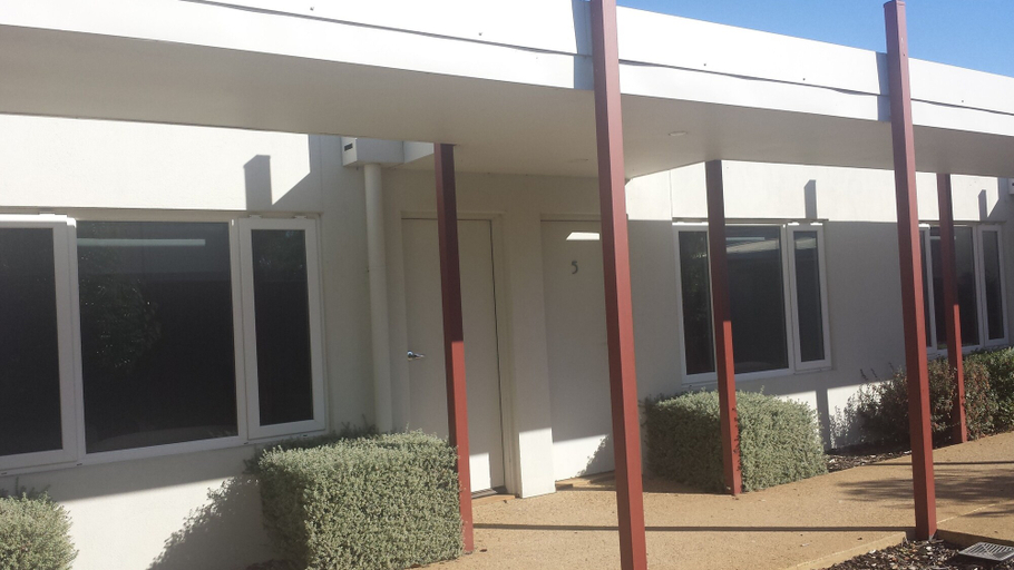 Exterior & Views 2, Heyfield Railway Hotel, Wellington - Maffra