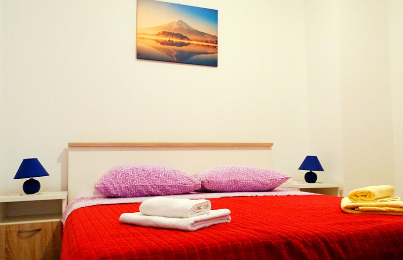 Bedroom 3, Apartments Graciela, Lastovo