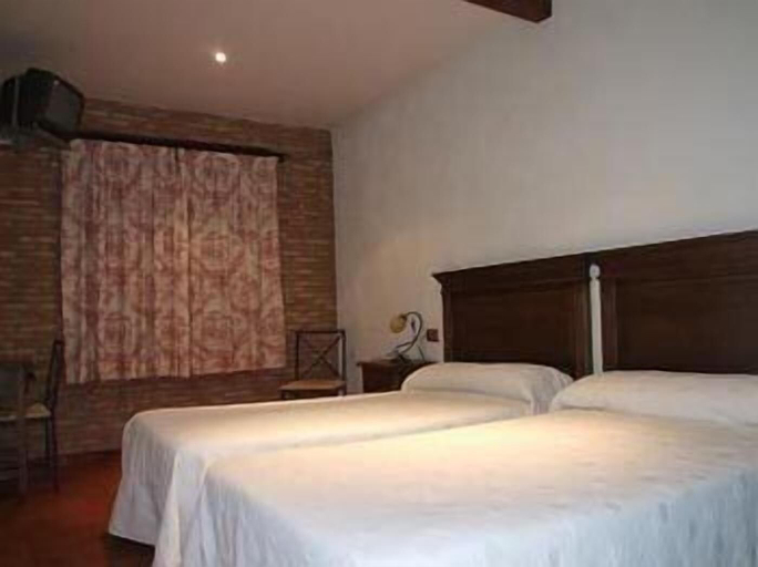 Bedroom 3, Hotel Rural Carlos I, Cáceres