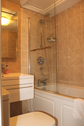 Bathroom 4, Barry House, London