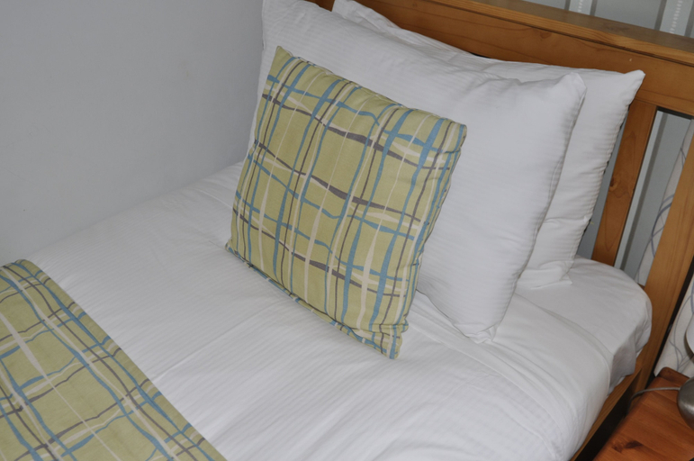 Bedroom 3, West Loch Hotel, Argyll and Bute