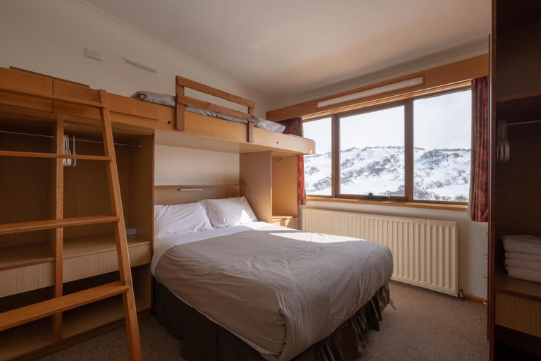 Bedroom 3, Boonoona Ski Lodge, Snowy River