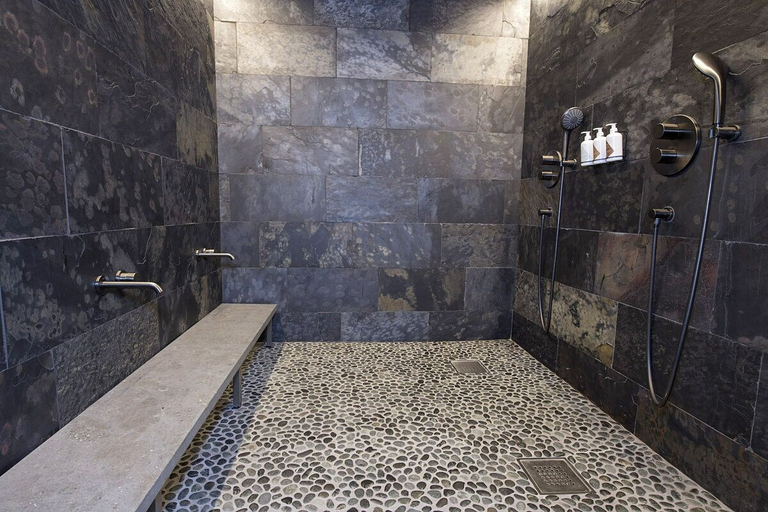Bathroom, Niehku Mountain Villa, Narvik