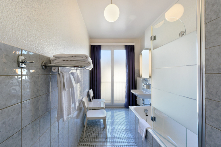 Bathroom 4, Bellerive Hotel, Lausanne