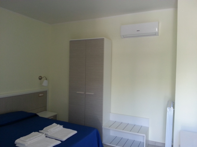 Bedroom 5, B&B Il Girasole, Latina