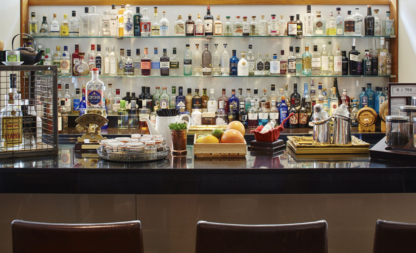 Food & Drinks 5, Marriott Executive Apartments London, Canary Wharf, London
