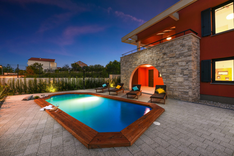 Sport & Beauty 5, Villa Iris, Novigrad