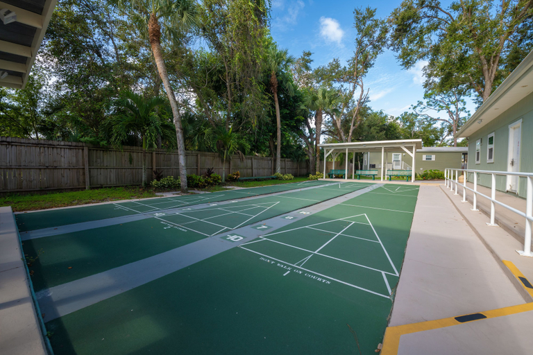 Exterior & Views, Naples RV Resort, Collier