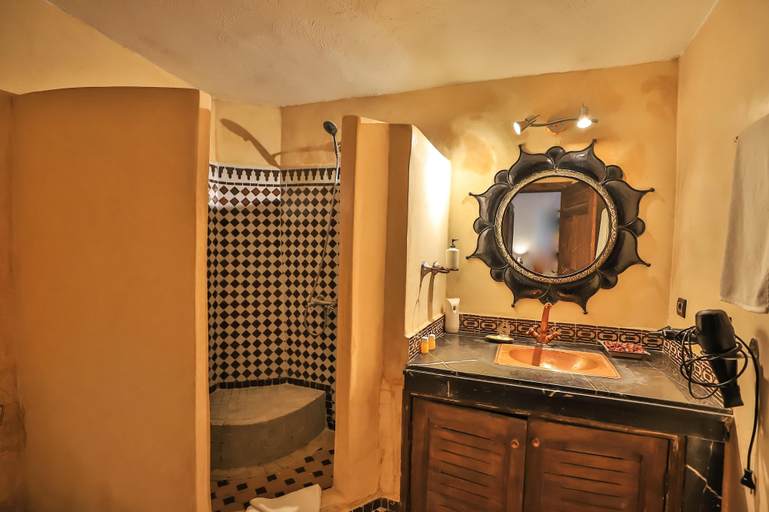 Bathroom 5, Riad dar Chrifa, Fès